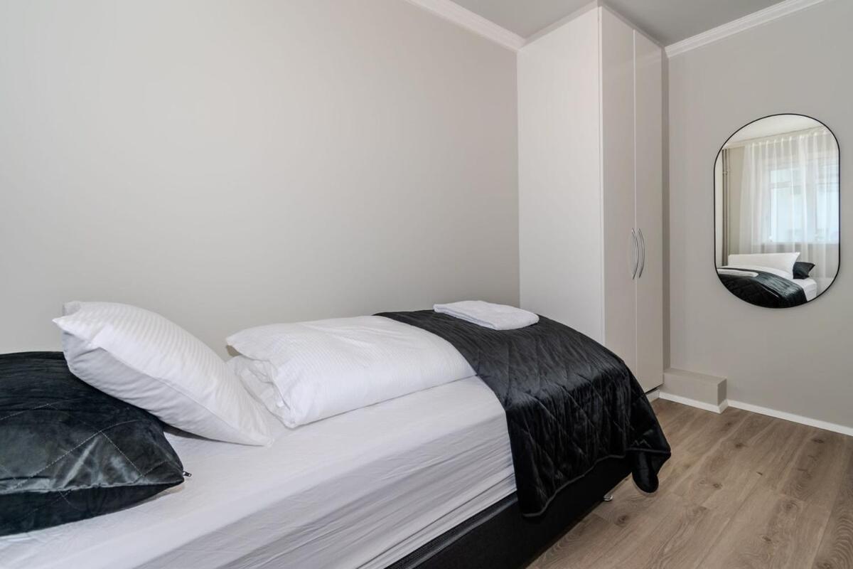 Framnesvegur - Two Bedroom Central Apartment Рейкявик Екстериор снимка