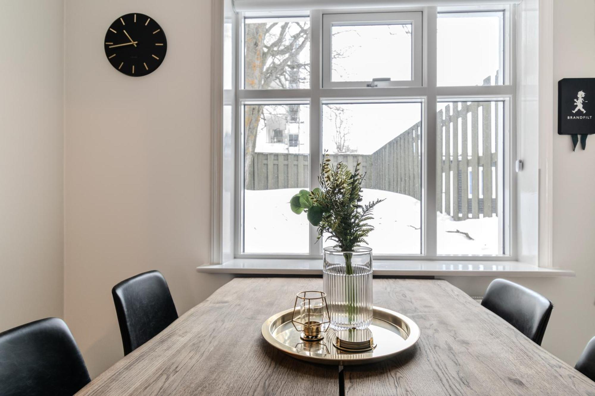 Framnesvegur - Two Bedroom Central Apartment Рейкявик Екстериор снимка